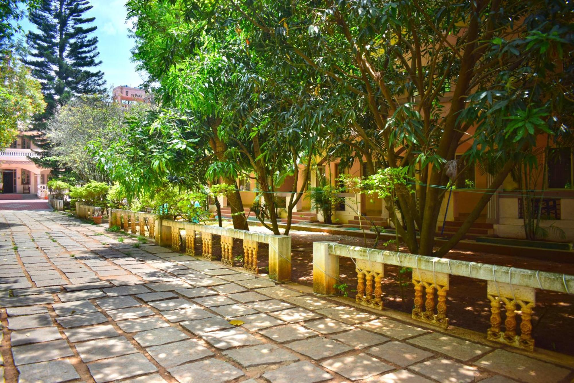 ילאגירי Jains Royal Palace Resorts מראה חיצוני תמונה