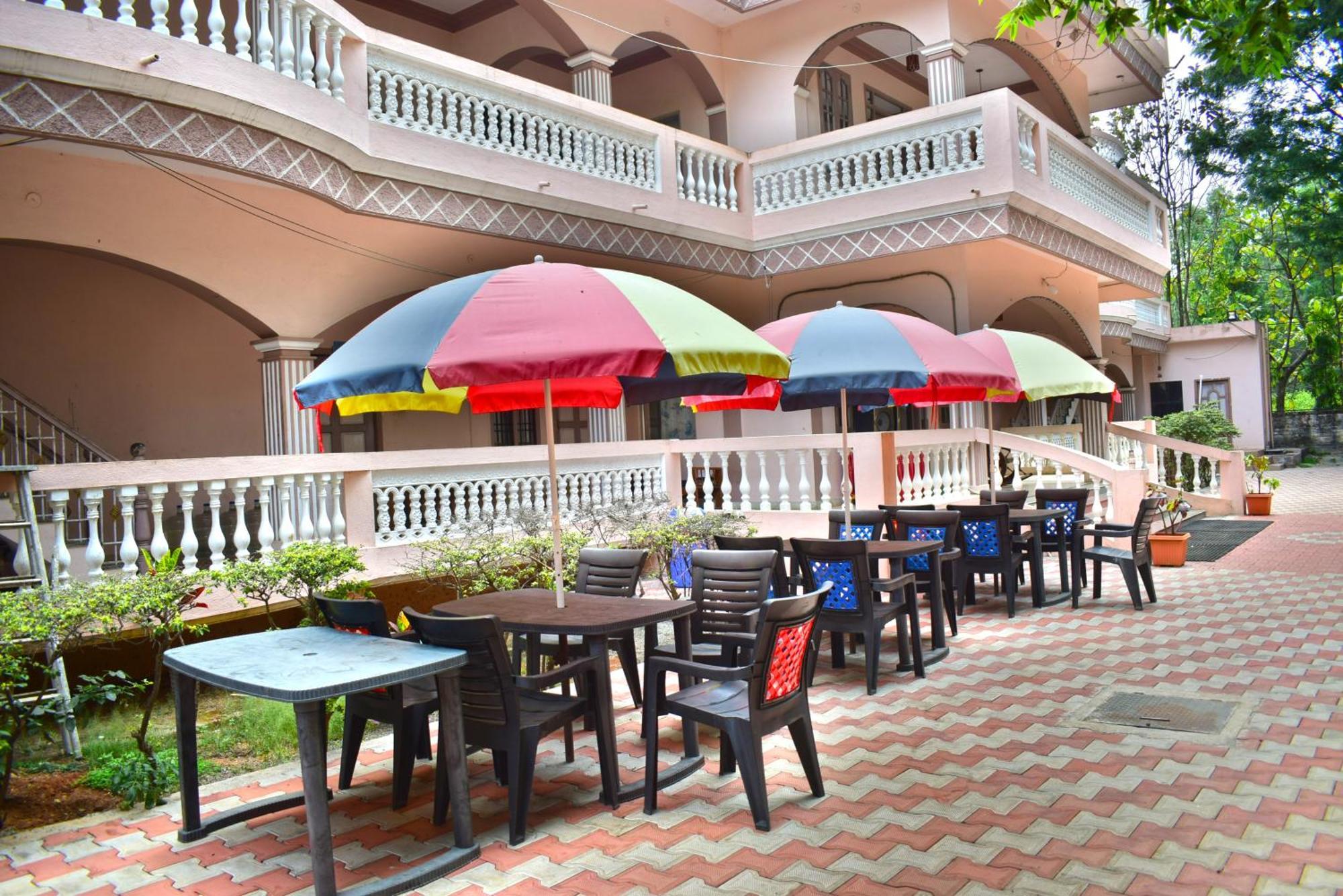 ילאגירי Jains Royal Palace Resorts מראה חיצוני תמונה