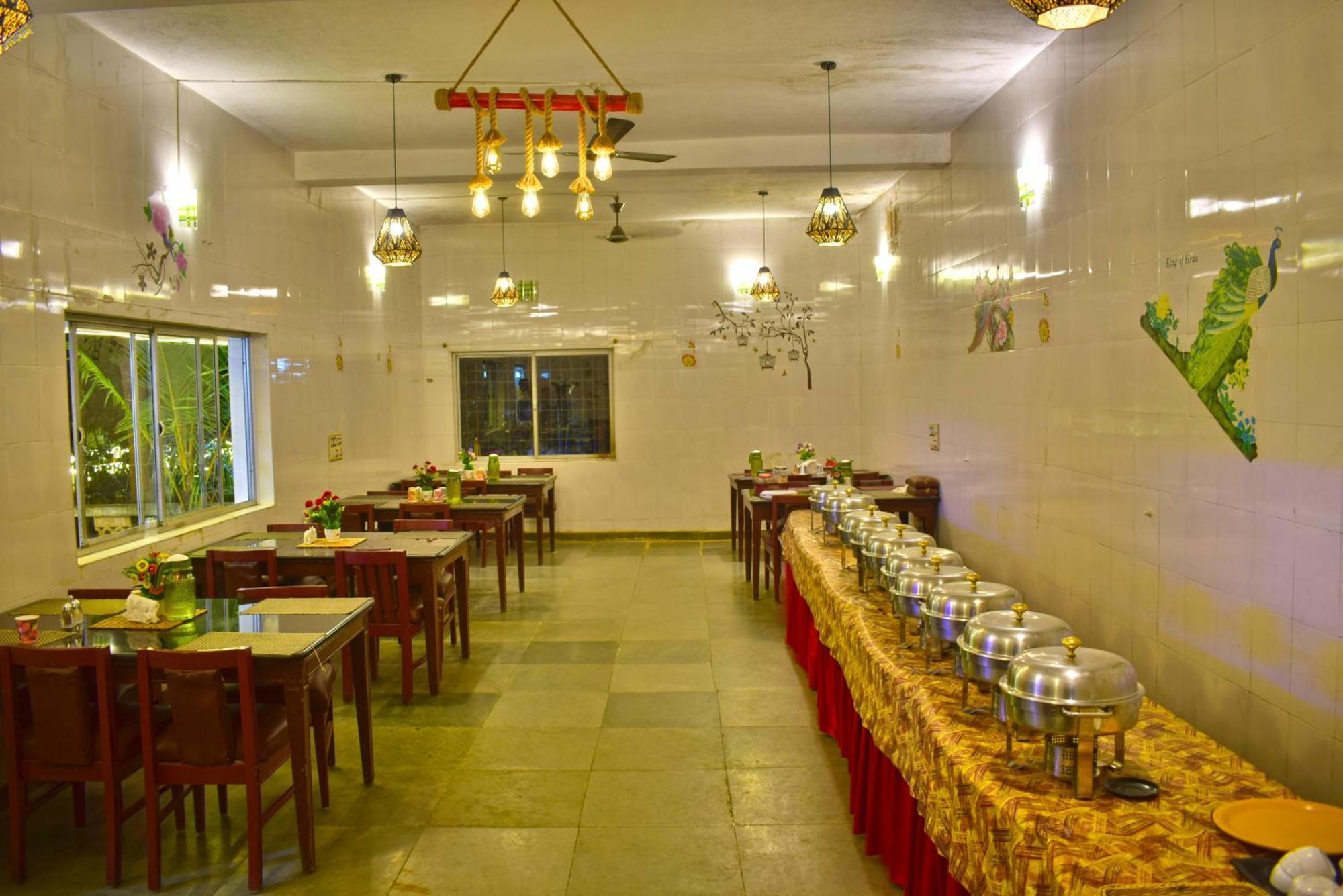 ילאגירי Jains Royal Palace Resorts מראה חיצוני תמונה