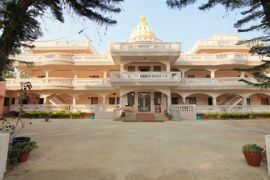 ילאגירי Jains Royal Palace Resorts מראה חיצוני תמונה